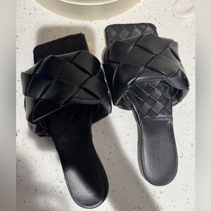 Bottega Veneta Libo flat sandal